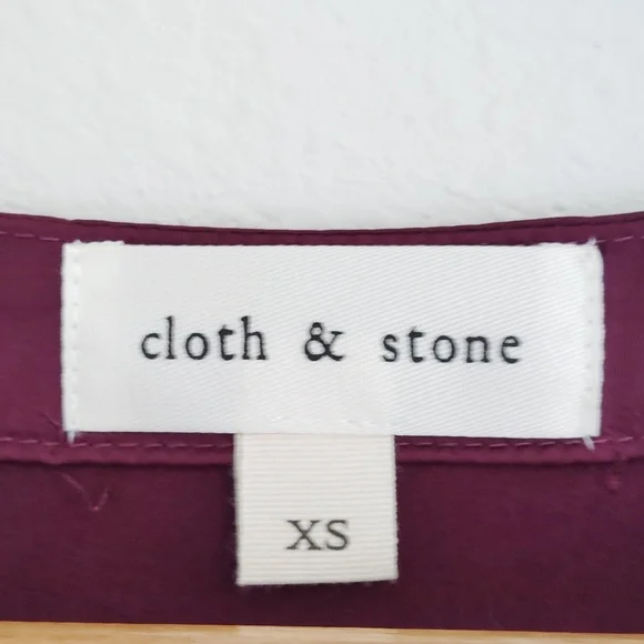 Cloth & Stone V neck Midi Dress - Picture 5 of 6